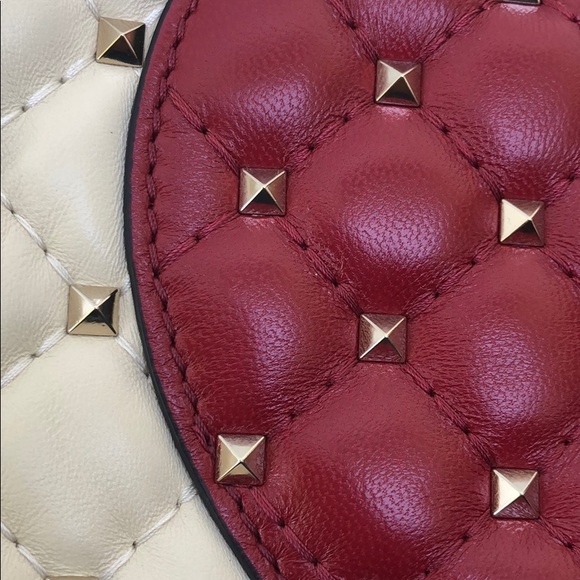 Valentino rockstud “heart” bag - Picture 6 of 8
